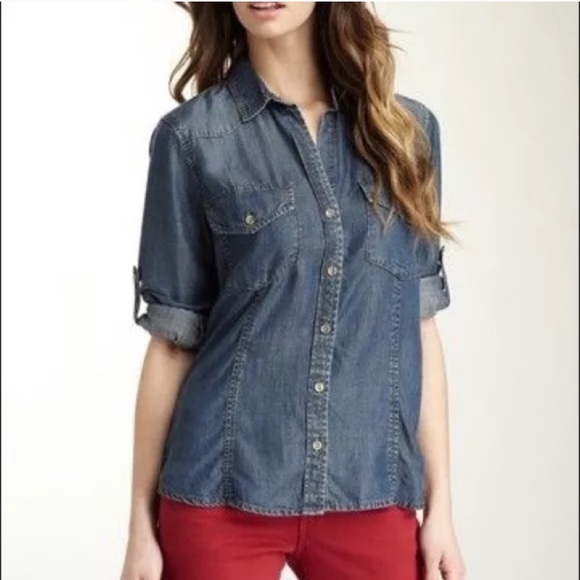 Anthropologie Tops - [Cloth & Stone] Long Sleeve Chambray Button Up